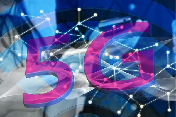 The 5g symbol is shown on a blue background.